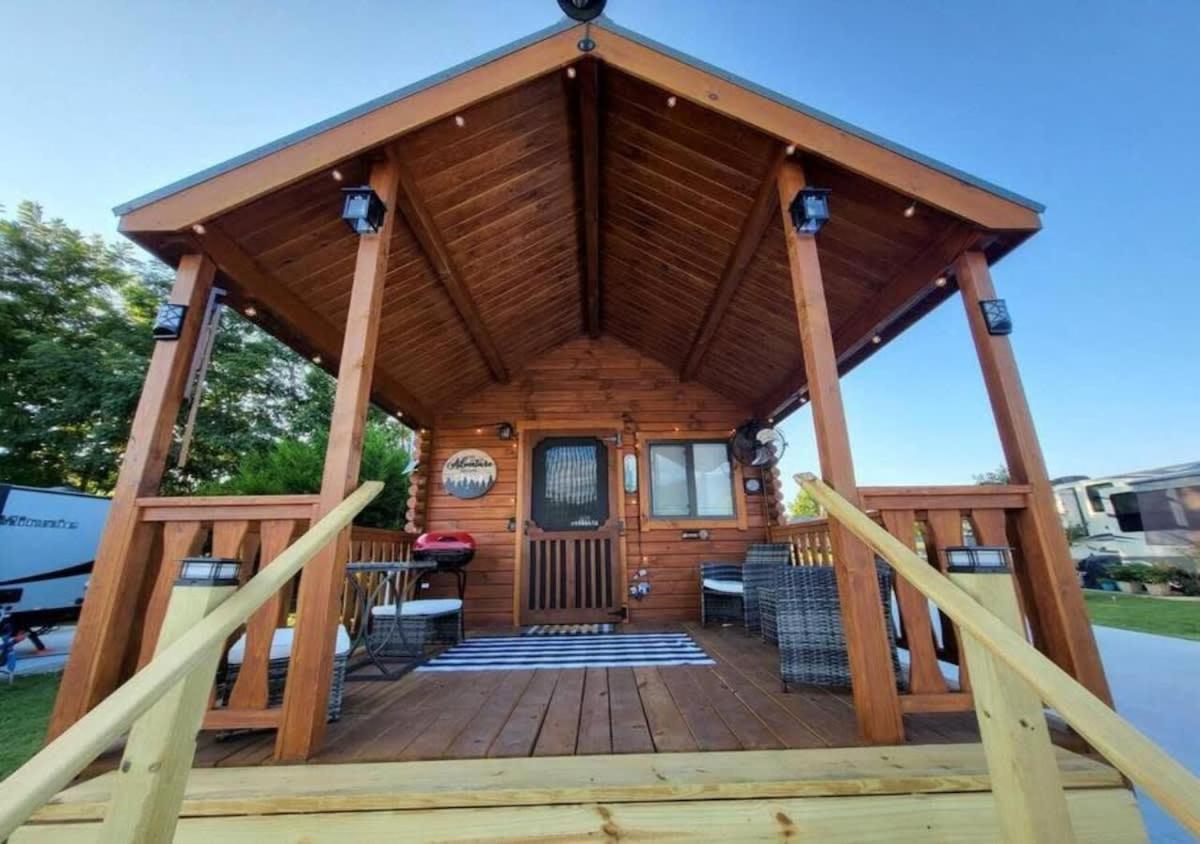 Picturesque Family Cabin With Loft In Tennessee Севьервилл Экстерьер фото