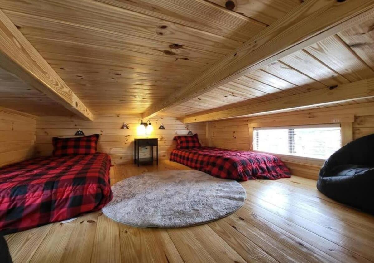 Picturesque Family Cabin With Loft In Tennessee Севьервилл Экстерьер фото